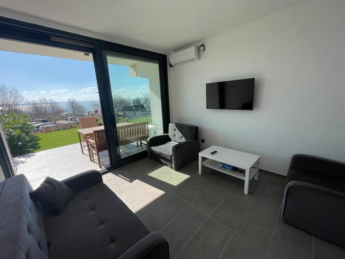 Апартаменты Club Panorama Studio - Pool, Garden Альшоэрш Экстерьер фото